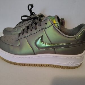 Nike Kids Iridescent Gray Sneakers